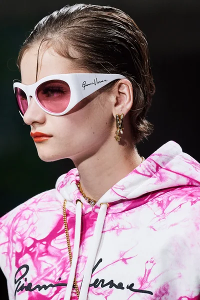 Look 79